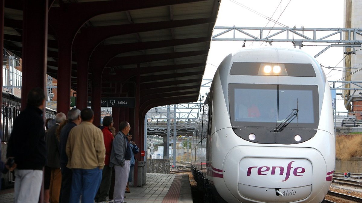 Imagen de archivo del tren Alvia. -E.M