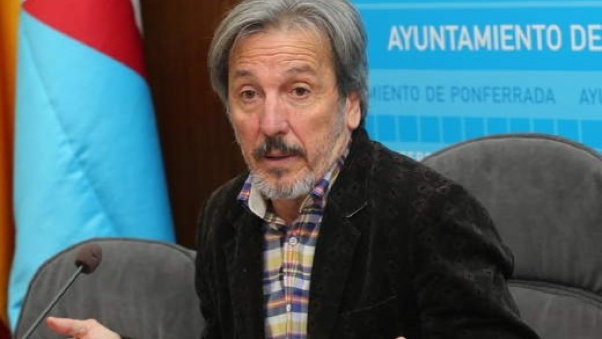 Pedro Muñoz.