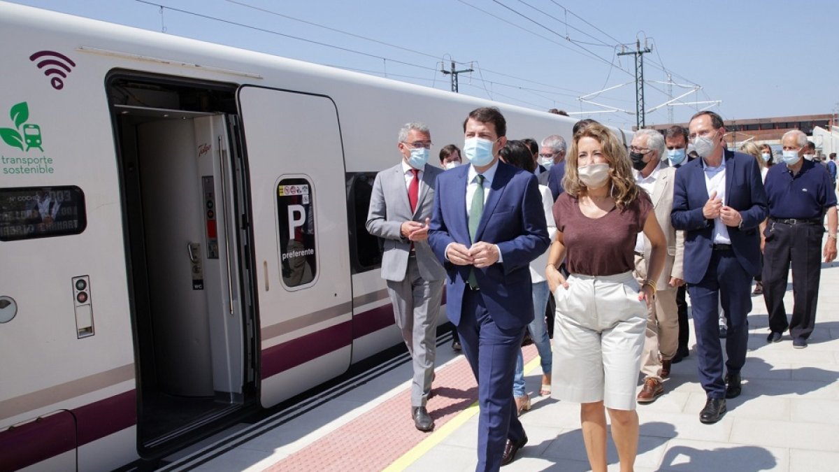 La ministra de Transportes, Movilidad y Agenda Urbana, Raquel Sánchez preside la puesta en servicio de la estación del AVE de Otero de Sanabria (Zamora). Interviene el presidente de la Junta, Alfonso Fernández Mañueco. ICAL