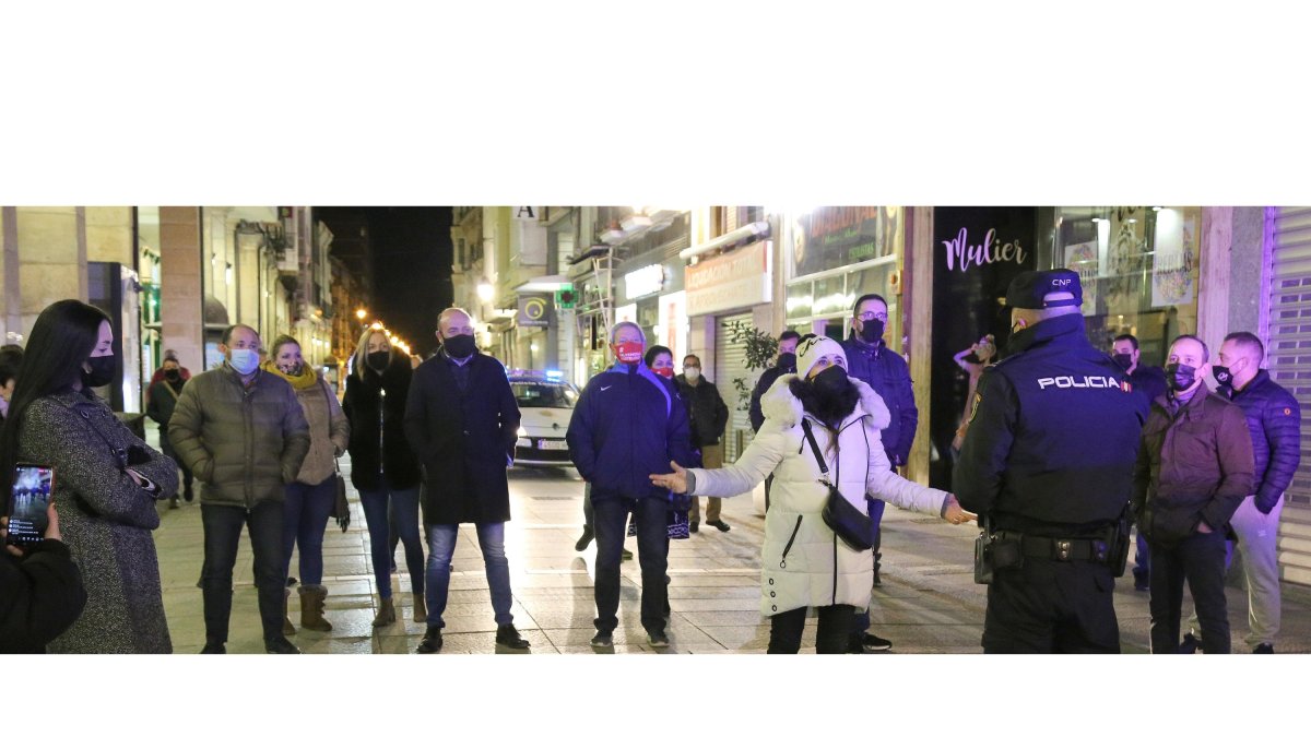 Un momento de la protesta en Palencia. ICAL