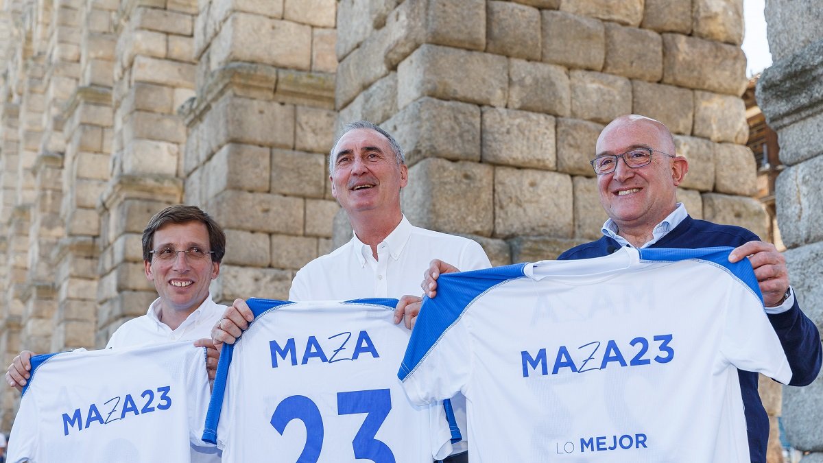 José Luis Martínez Almeida, José Mazarías y Jesús Julio Carnero.- ICAL