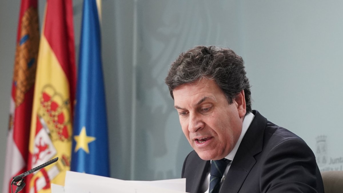 El portavoz de la Junta y consejero de Economía y Hacienda, Carlos Fernández Carriedo. ICAL