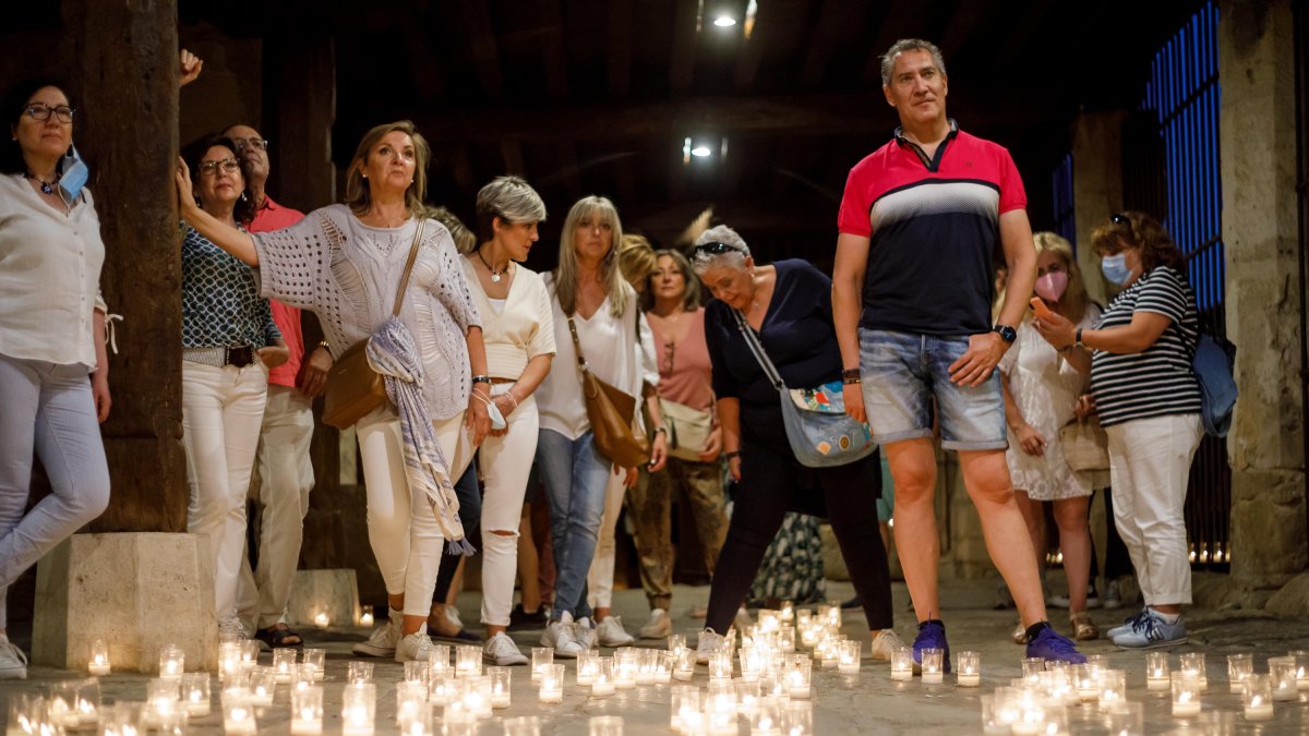 La Fundación Villa de Pedraza organiza el segundo Concierto de las Velas de Pedraza 2022 con la Orquesta Clásica Santa Cecilia. Asiste el consejero de Cultura, Turismo y Deporte, Gonzalo Santonja. Ical