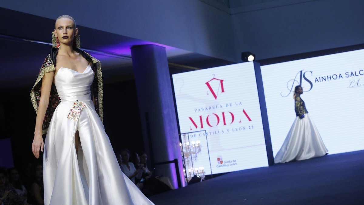 Segunda jornada de la XXIV Pasarela de la Moda de Castilla y León. - ICAL