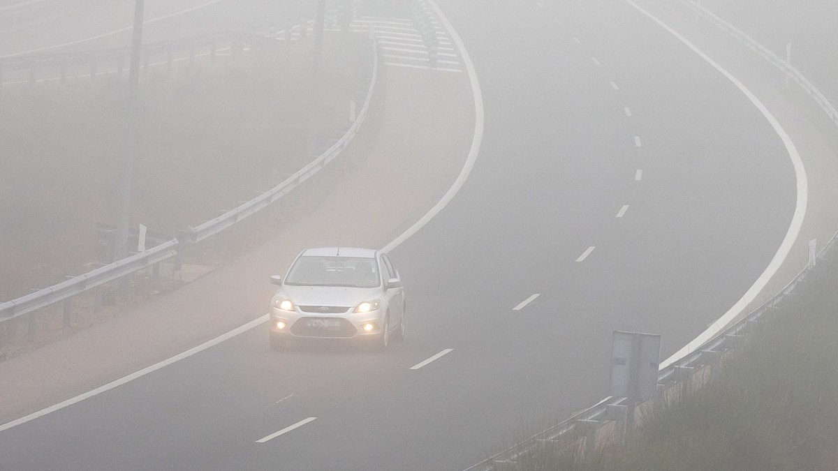 Niebla en la A-62,en una imagen de archivo - ICAL