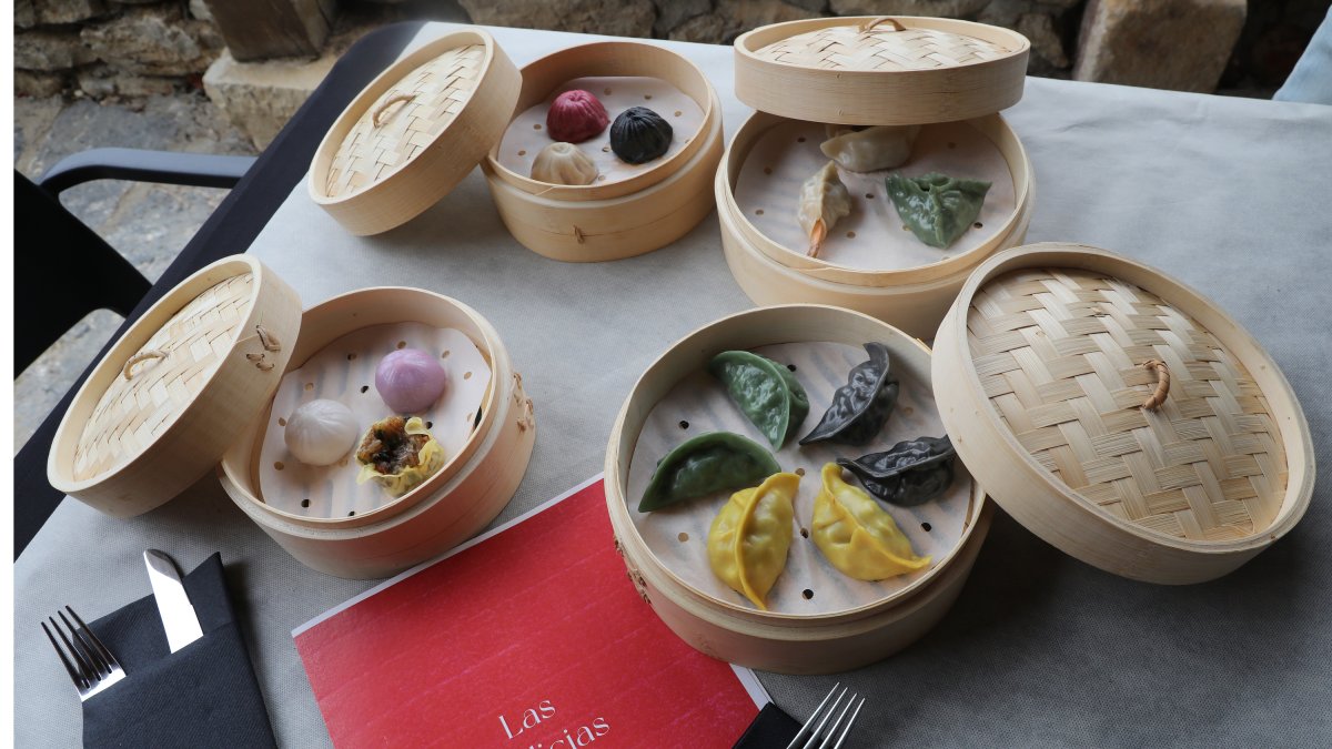 En Cervera de Pisuerga (Palencia) se pueden degustar Dim Sun chinos, distintas especialidades de la cocina china. ICAL