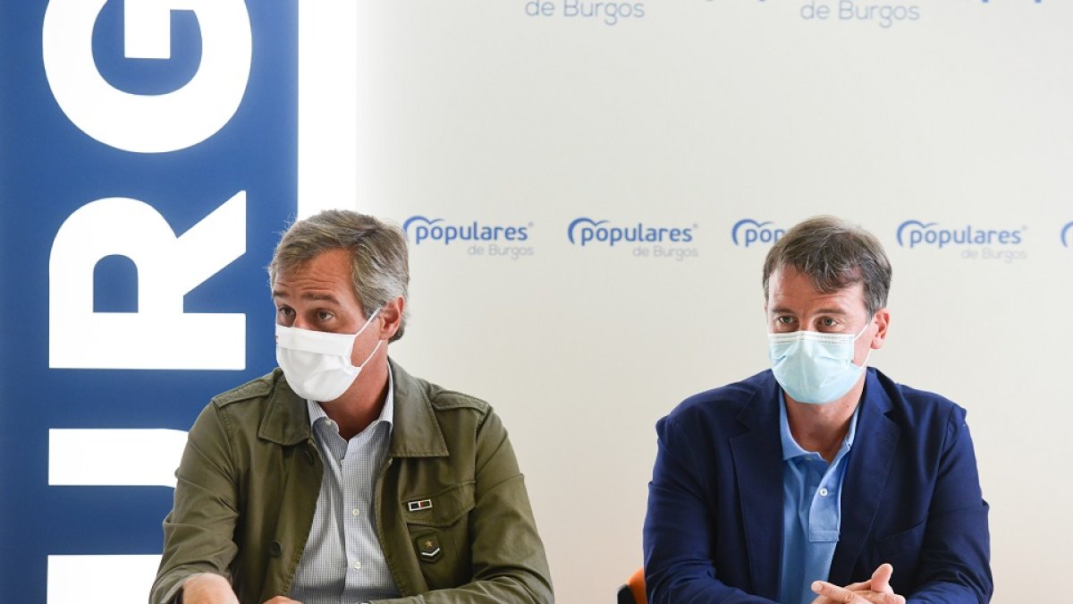 El vicesecretario de Territorial del PP, Antonio González Terol, mantiene una reunión de coordinación sobre el inicio del curso político con la dirección provincial del Partido Popular de Burgos. - ICAL