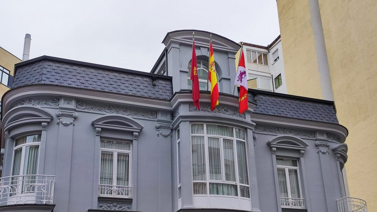 La Cámara de Comercio de León. -CAMARA. L.