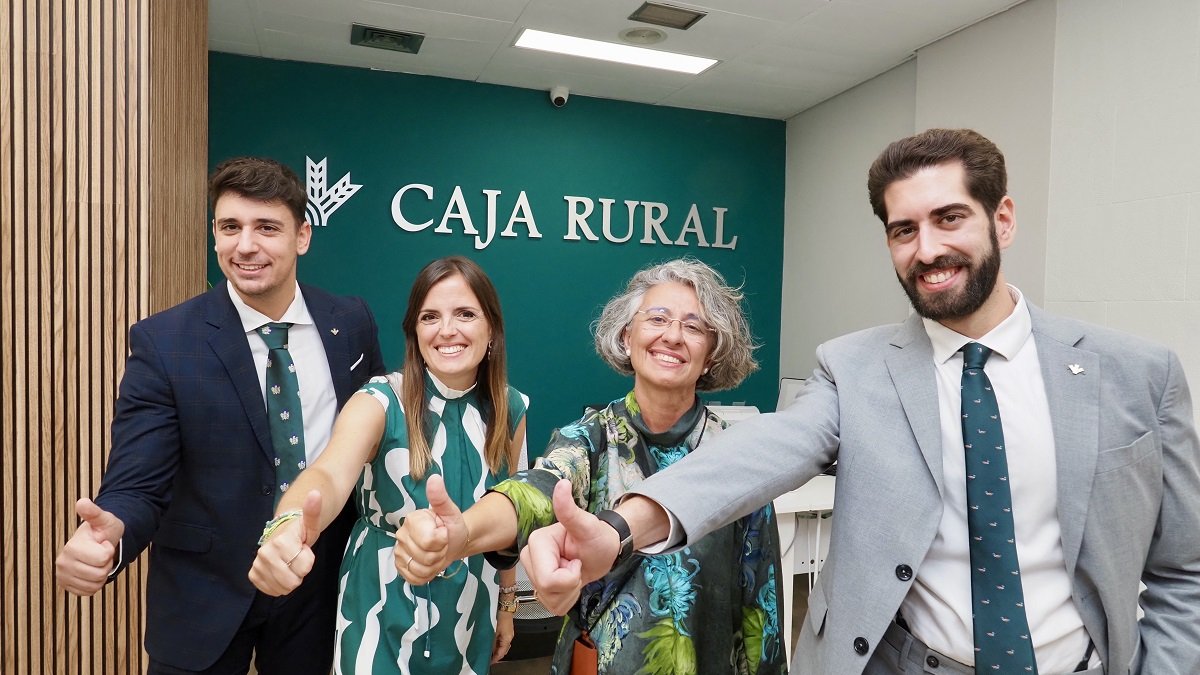 Caja Rural de Salamanca inaugura una nueva oficina en la ciudad de Valladolid, en el barrio de Santa Clara. -ICAL