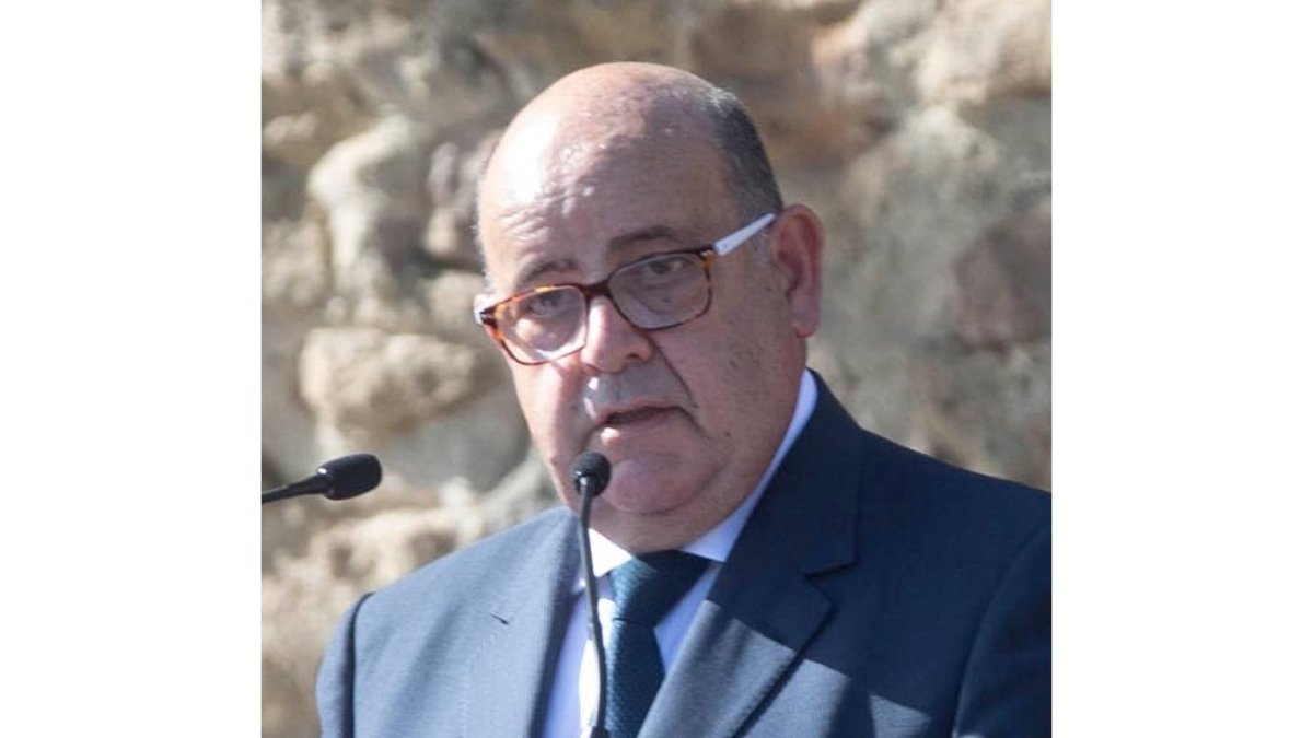 Fernando Gil. E.M.