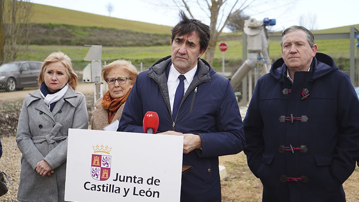 Juan Carlos Suárez-Quiñones, visita la estación depuradora de aguas residuales de Villamor de los Escuderos (Zamora). ICAL
