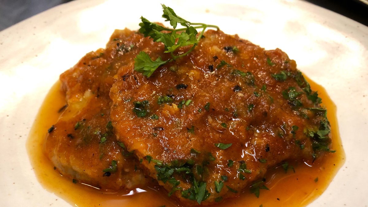 LENGUA GUISADA CON TOMATE
