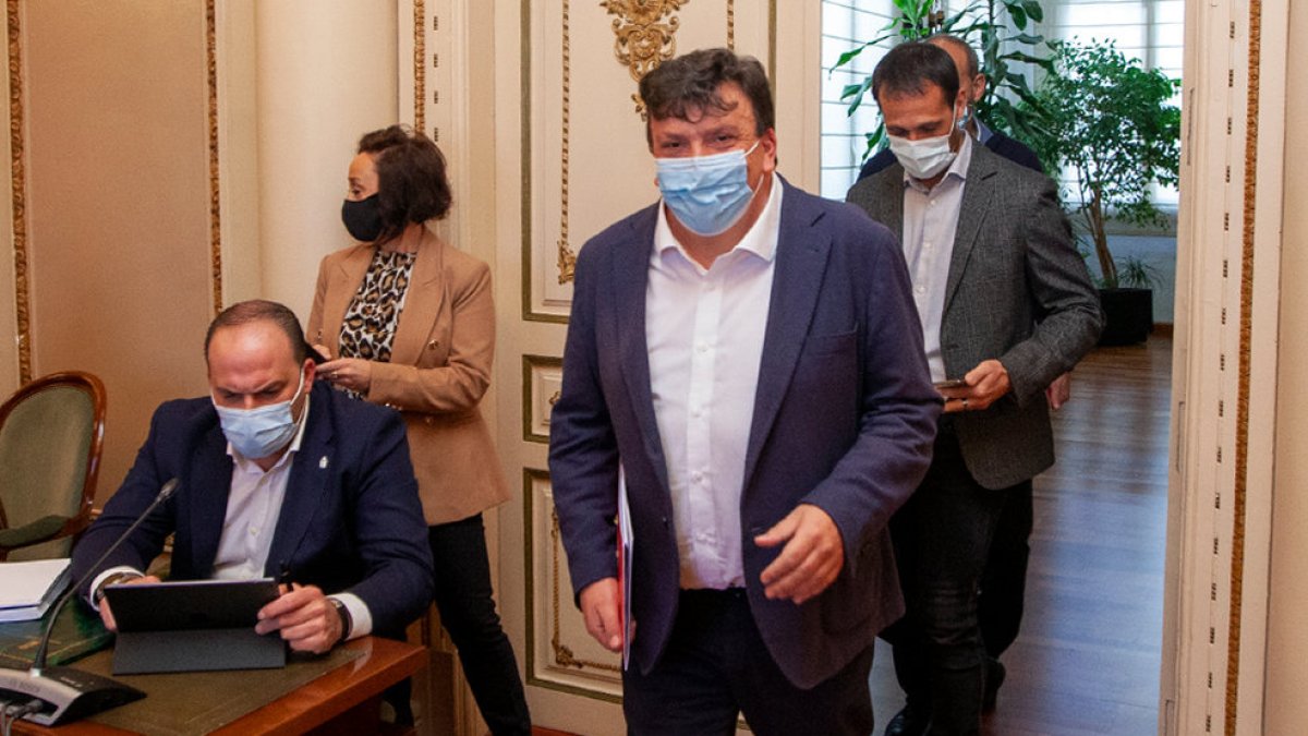 Jesús Cedazo en el pleno de la Diputación de Soria de este jueves. HDS