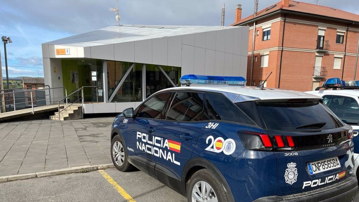Coche de la Guardia Civil en una imagen de archivo .-Europa Press