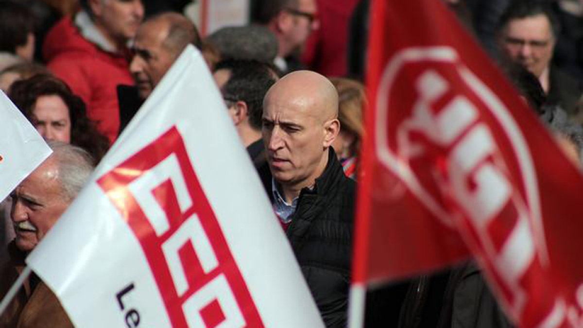 El alcalde de León, José Antonio Diez, durante la manifestación del 16F. | ICAL