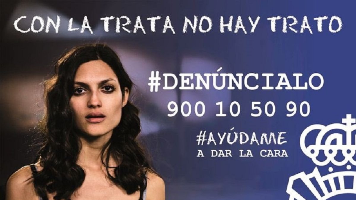 Cartel de ayuda de "con la trata no hay trato". - MINISTERIO DEL INTERIOR