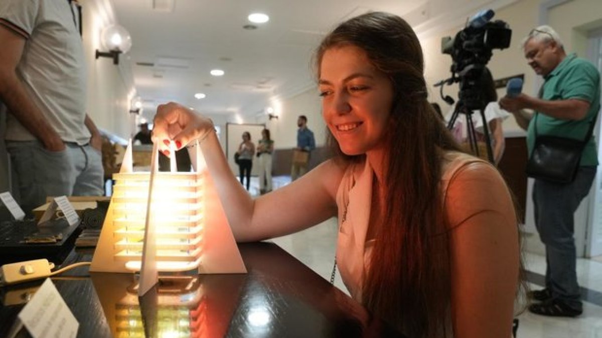 Presentación del Programa PROMETEO. -J.M. LOSTAU