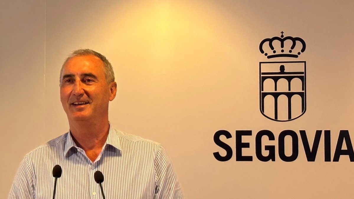 Imagen de archivo del alcalde de Segovia este verano. ICAL