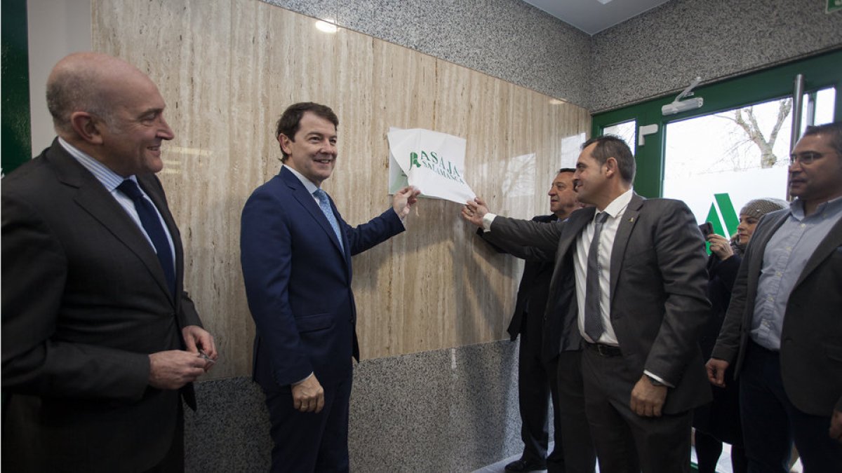 Fernández Mañueco inaugura la nueva sede de Asaja en Salamanca. | ICAL