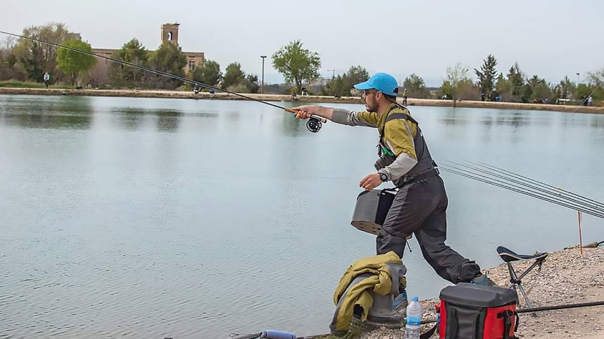 Rubén Santos, durante el Nacional que ganó en el lago de Bellpuig. / L. FUENTE