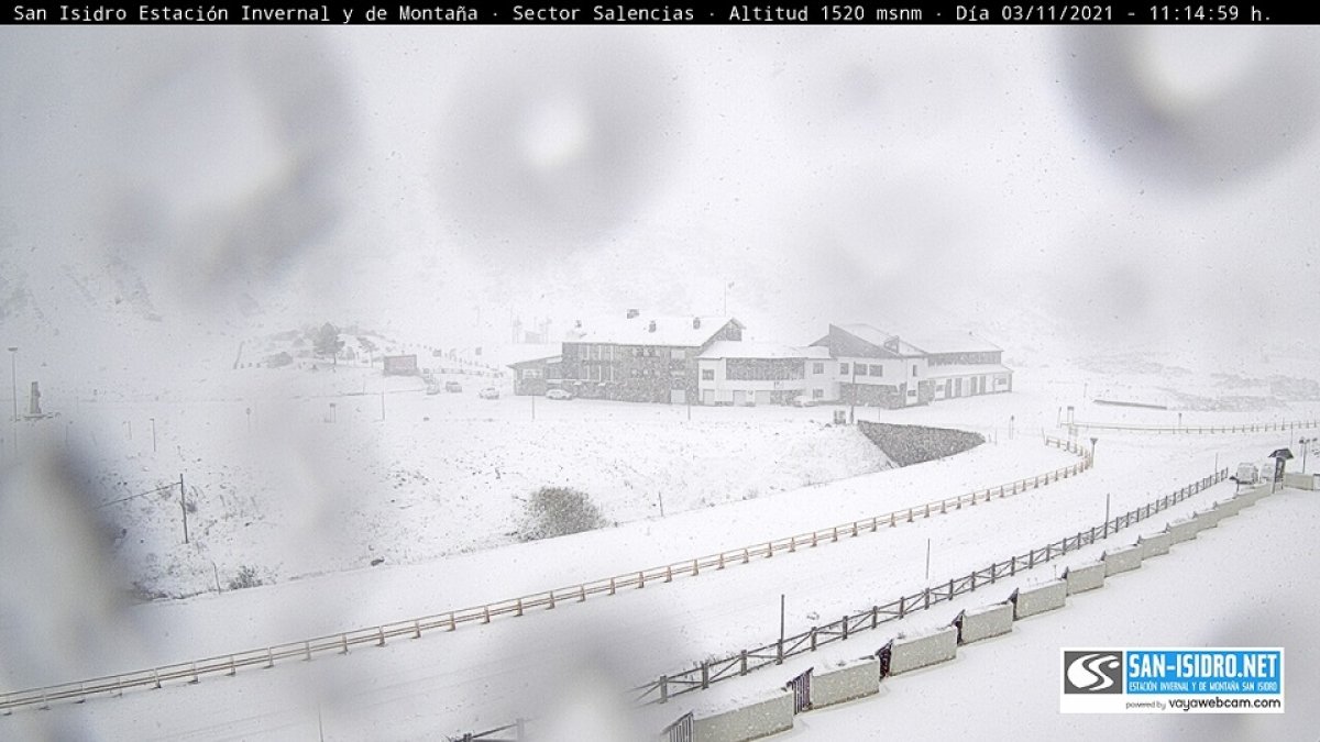 Imagen de la webcam de la estación invernal de San Isidro.- ICAL
