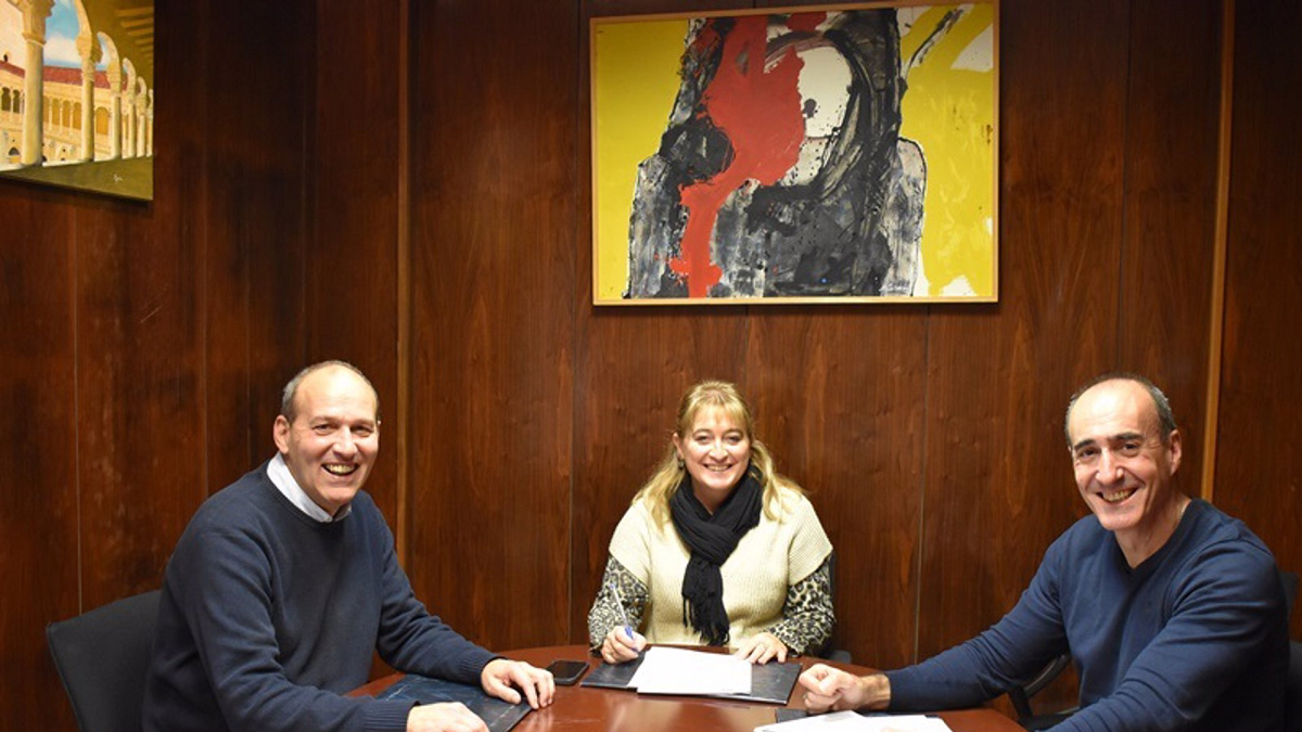 Abad, Jiménez y Rivas abordan el proyecto de Cruceros Fluviales. - DIPUTACIÓN DE SORIA
