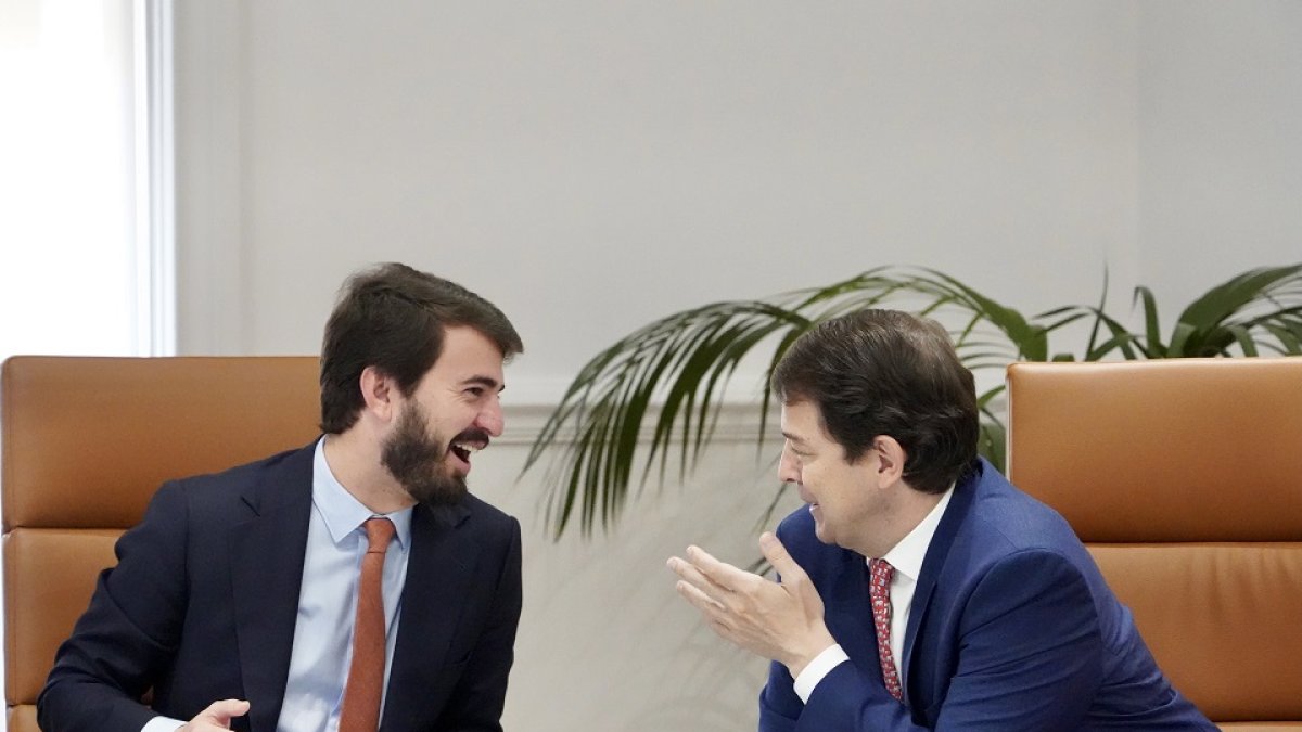 Juan García-Gallardo y Alfonso Fernández Mañueco. - ICAL