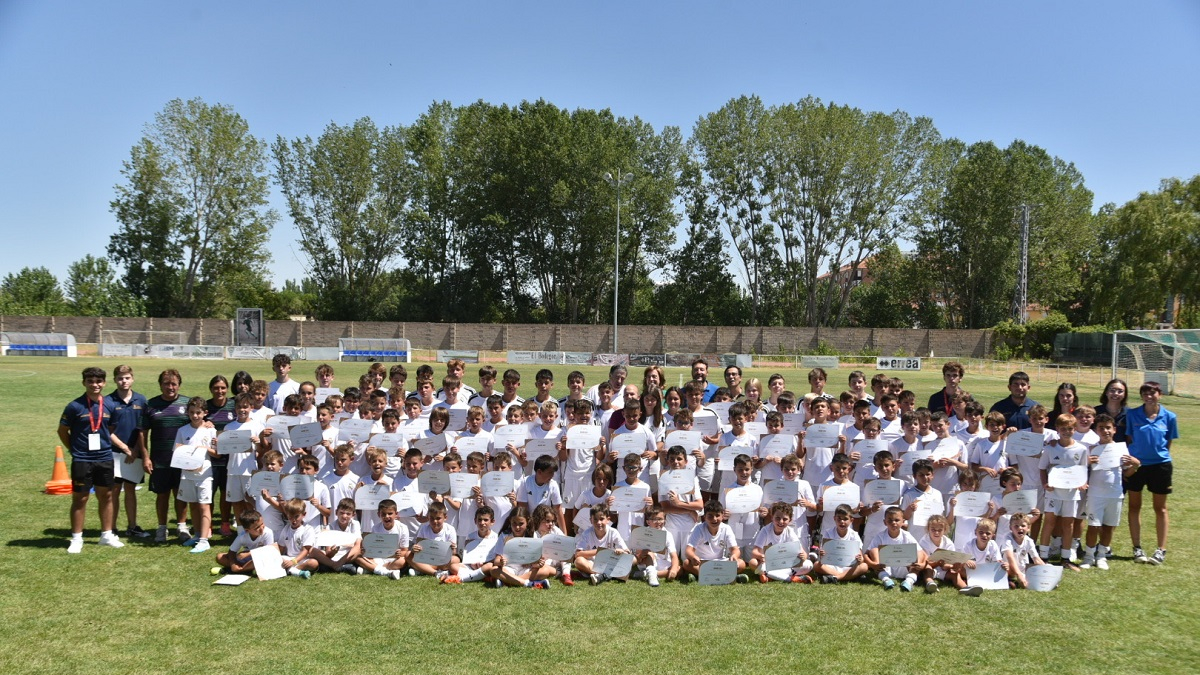 Clausura campus Villamuriel de Cerrato.- E.M.