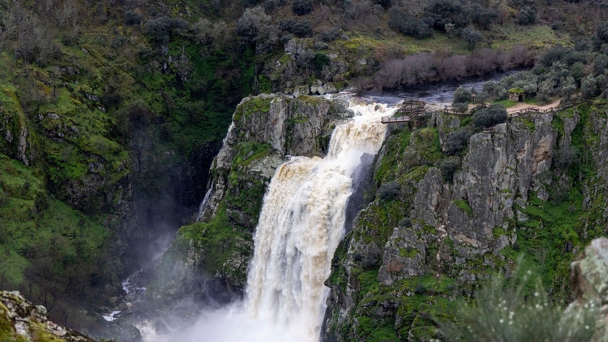 Estado del Pozo de los Humos después de las lluvias caídas estos días. -ICAL