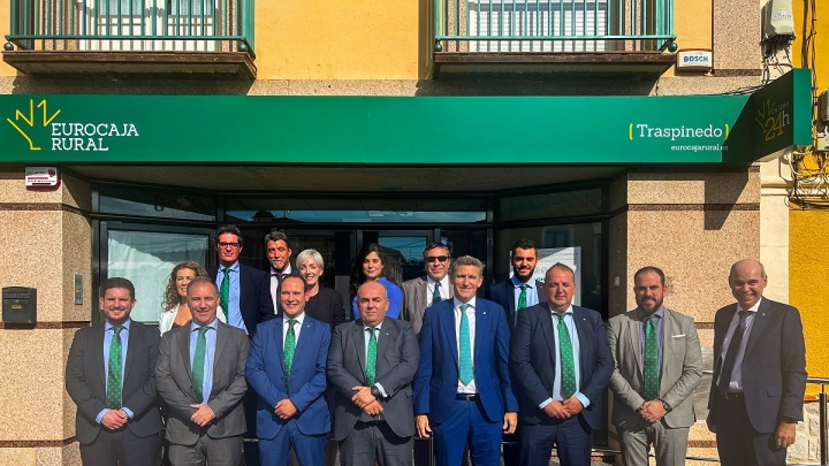 20231020 El DG con los directores de varias oficinas de CyL