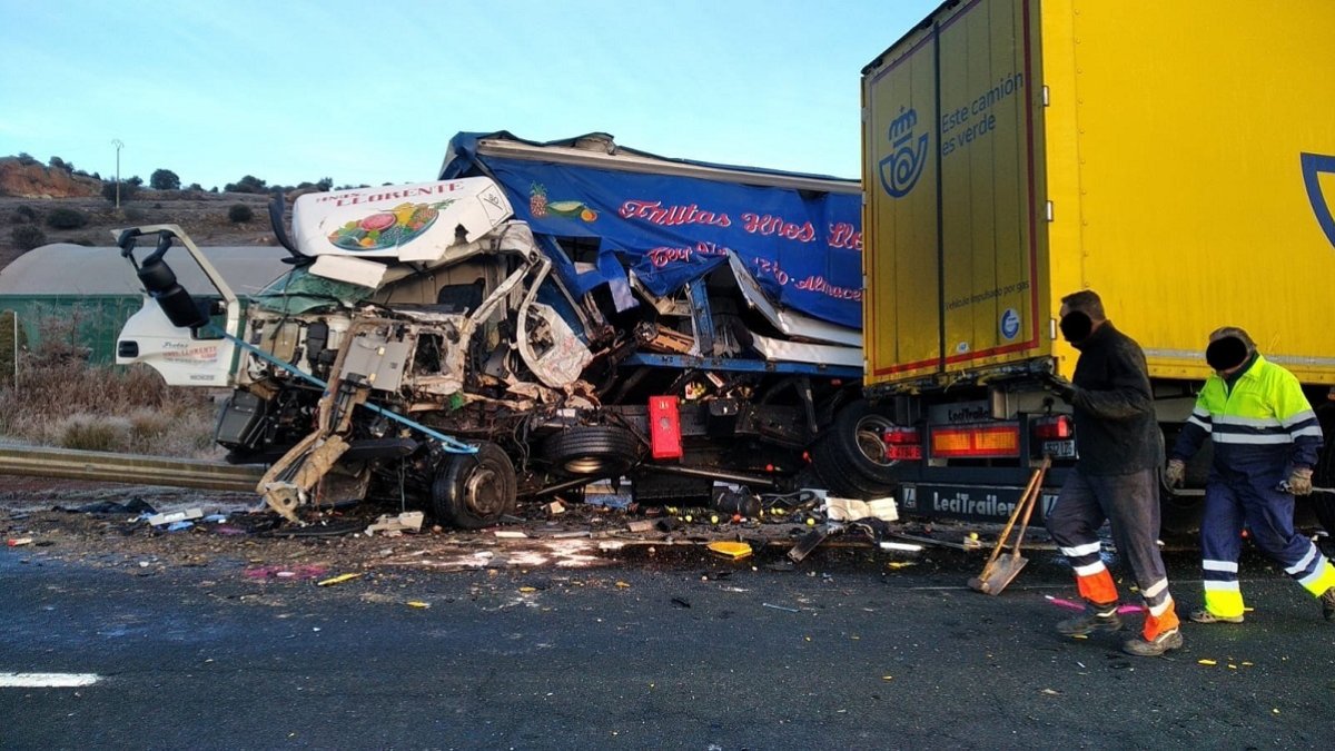 Fallecen dos personas de Soria y Zaragoza, tras sufrir un accidente en la N-122 en Golmayo (Soria). ICAL