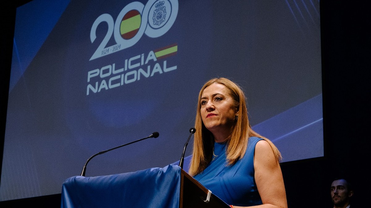 La delegada del Gobierno en Castilla y León, Virginia Barcones, asiste a los actos institucionales con motivo de la festividad de los Ángeles Custodios.- ICAL