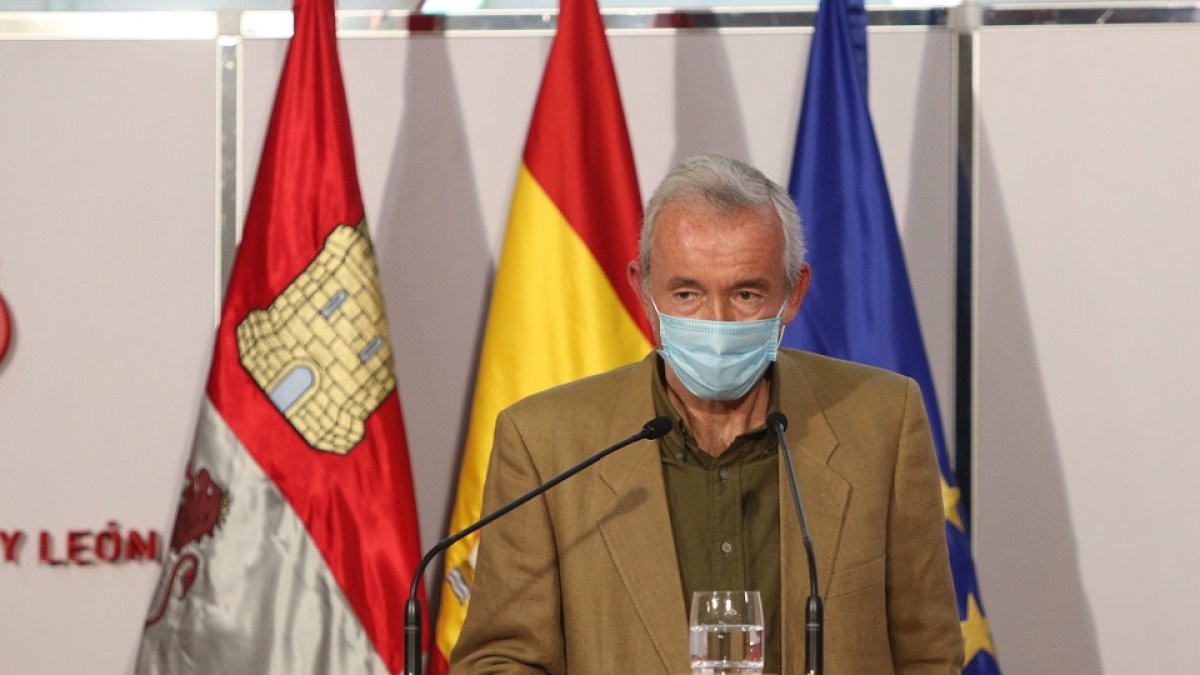 Intervención del escritor Gonzalo Calcedo en nombre de todos los premiados. / ICAL