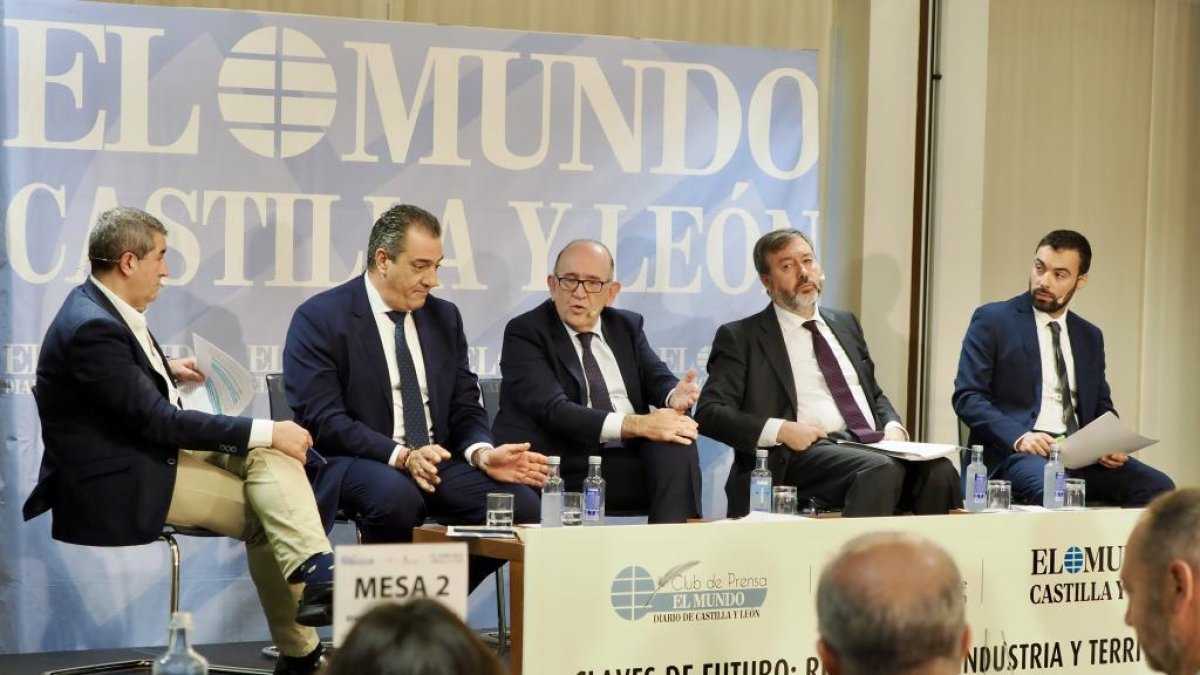 Club de Prensa El Mundo. Las claves de futuro: renovables, industria y territorio. -PHOTOGENIC.