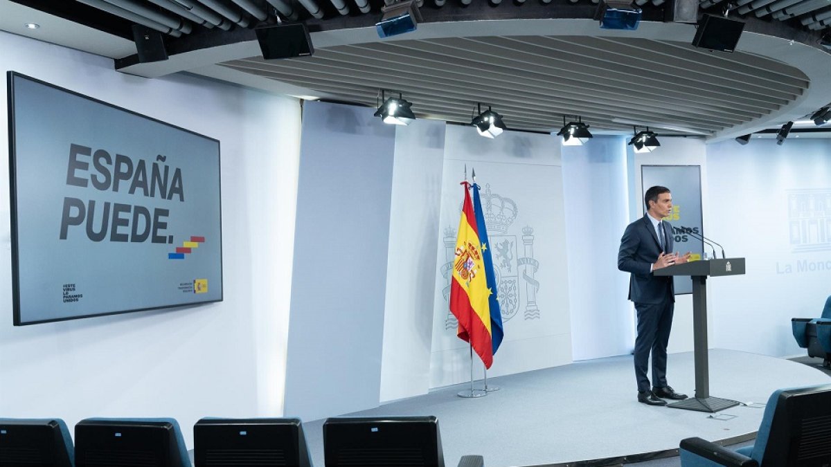 El presidente del Gobierno, Pedro Sánchez, ofrece una rueda de prensa tras el Consejo de Ministros Extraordinario - MONCLOA