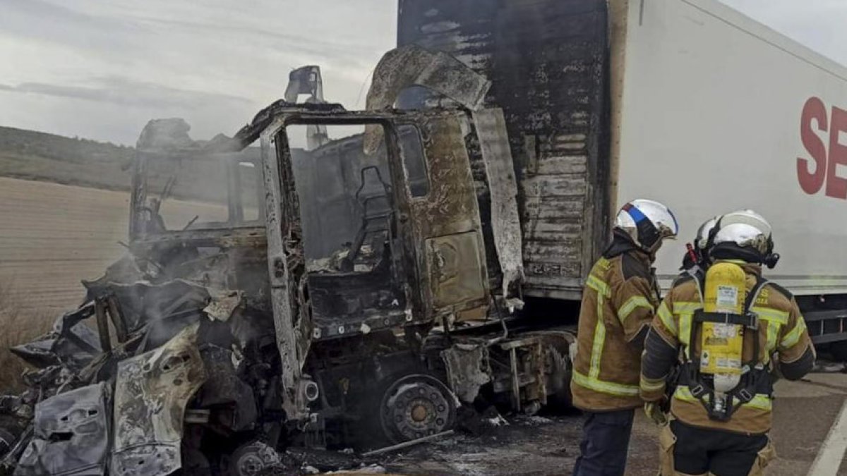 Accidente ocurrido en Pina de Ebro.-Web Heraldo