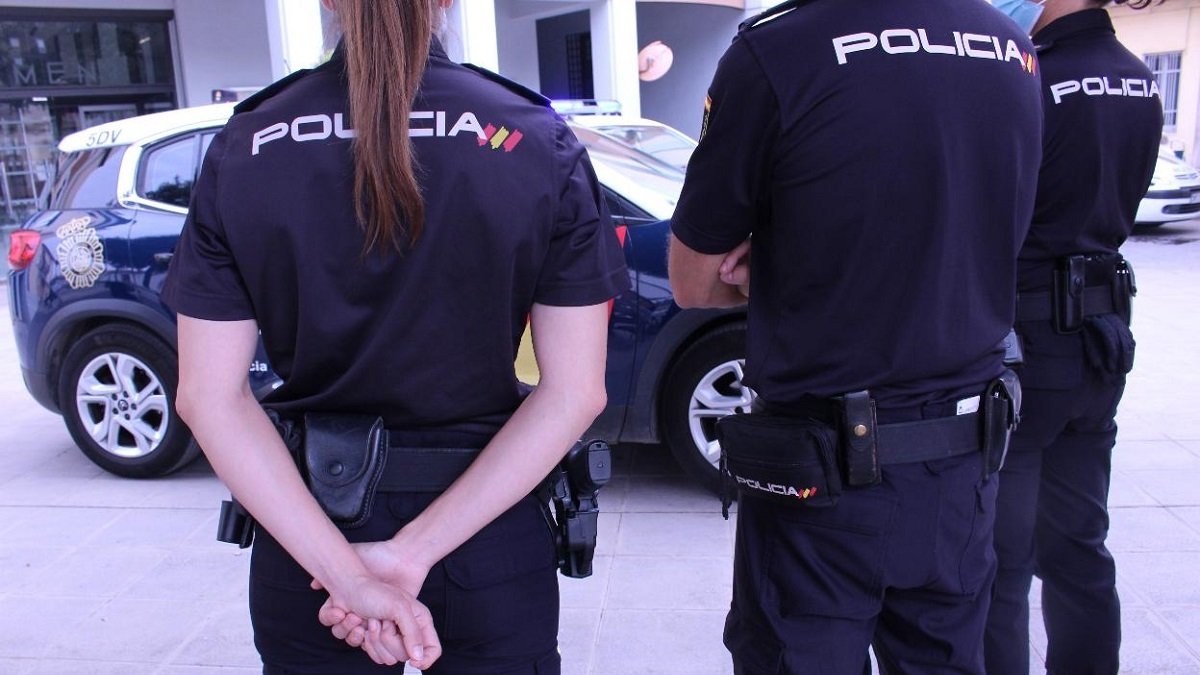 Efectivos de la Policía Nacional.- E.M.