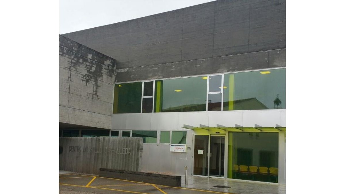 Centro de salud de Mombuey (Zamora).- E. M.
