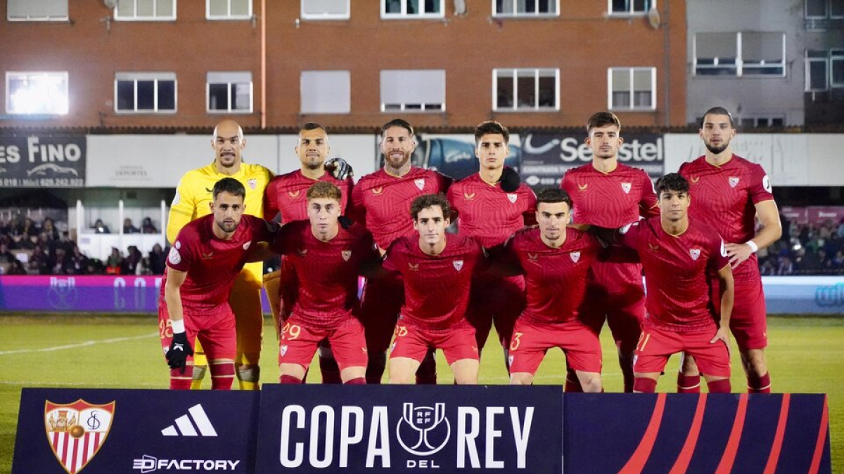 Once inicial del Sevilla en Astorga. / SFC