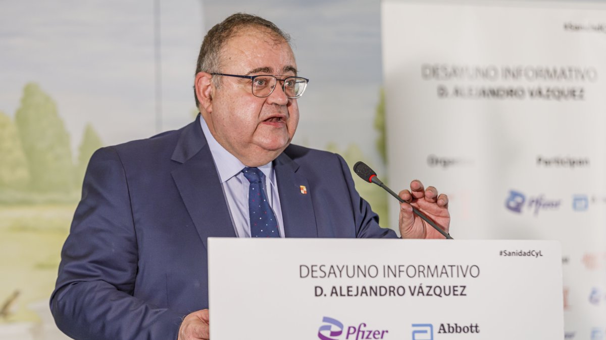 El consejero de Sanidad, Alejandro Vázquez, participa en el desayuno informativo organizado por Executive Forum con la ponencia sobre los retos de la sanidad en Castilla y León. Ical