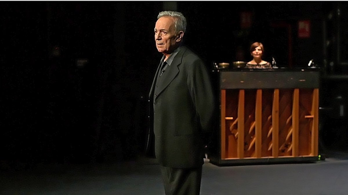 José Luis Gómez y Helena Fernández Caballero, en ‘Mio Cid’. / TEATRO DE LA ABADÍA