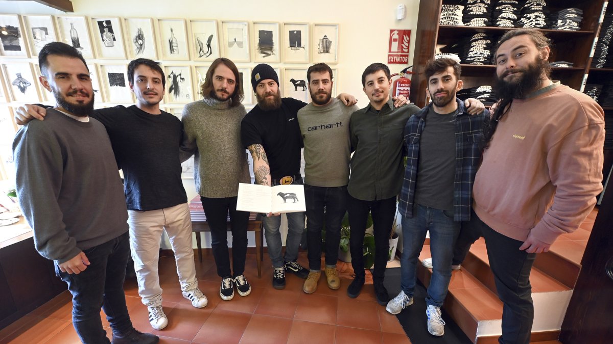 La M.O.D.A. presenta su libro 'Canciones'. ICAL