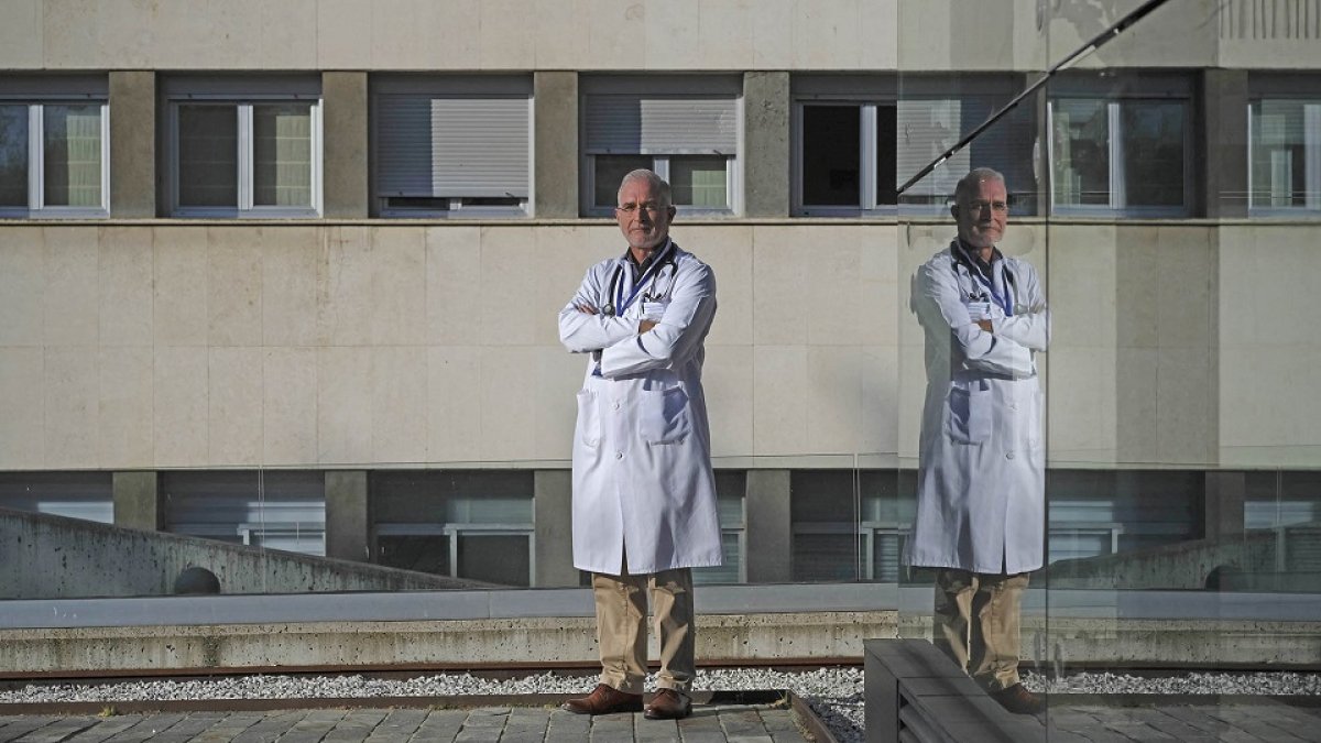 José Lorenzo Bravo Grande, jefe del servicio de Prevención de Riesgos Laborales. / ENRIQUE CARRASCAL