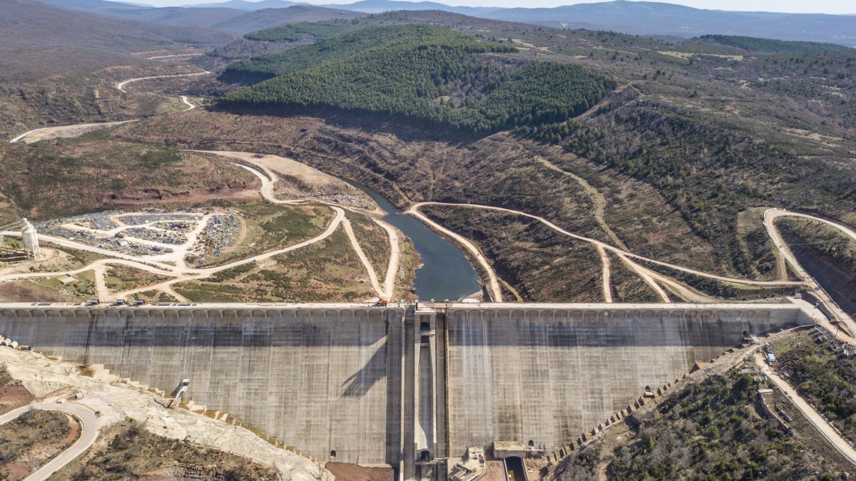 Un año después Castrovido aplaza el llenado para 2021. ISRAEL L. MURILLO