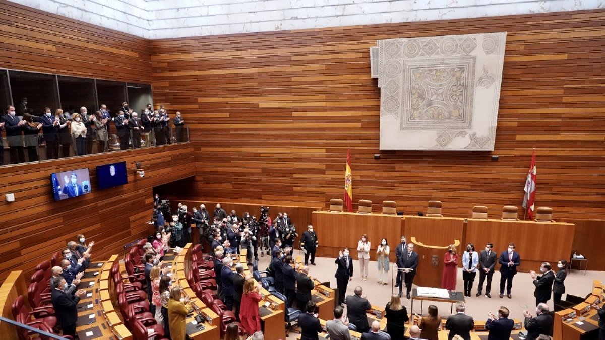 Toma de posesión como presidente de la Junta de Mañueco - Las Cortes.- ICAL