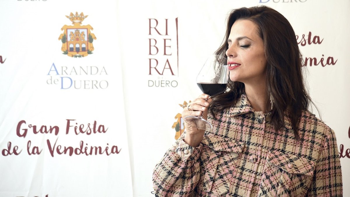 Presentación de la cuarta edición de la Gran Fiesta de la Vendimia de Ribera del Duero, con la presencia de la actriz y embajadora oficial de Ribera del Duero y madrina de esta edición, Macarena Gómez.- ICAL