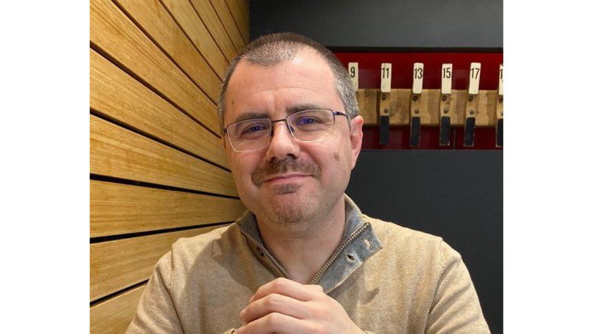 Abel Renuncio, ginecólogo del HUBU y vocal de la Junta Directiva de la Sociedad Española de Contracepción (SEC), | EM