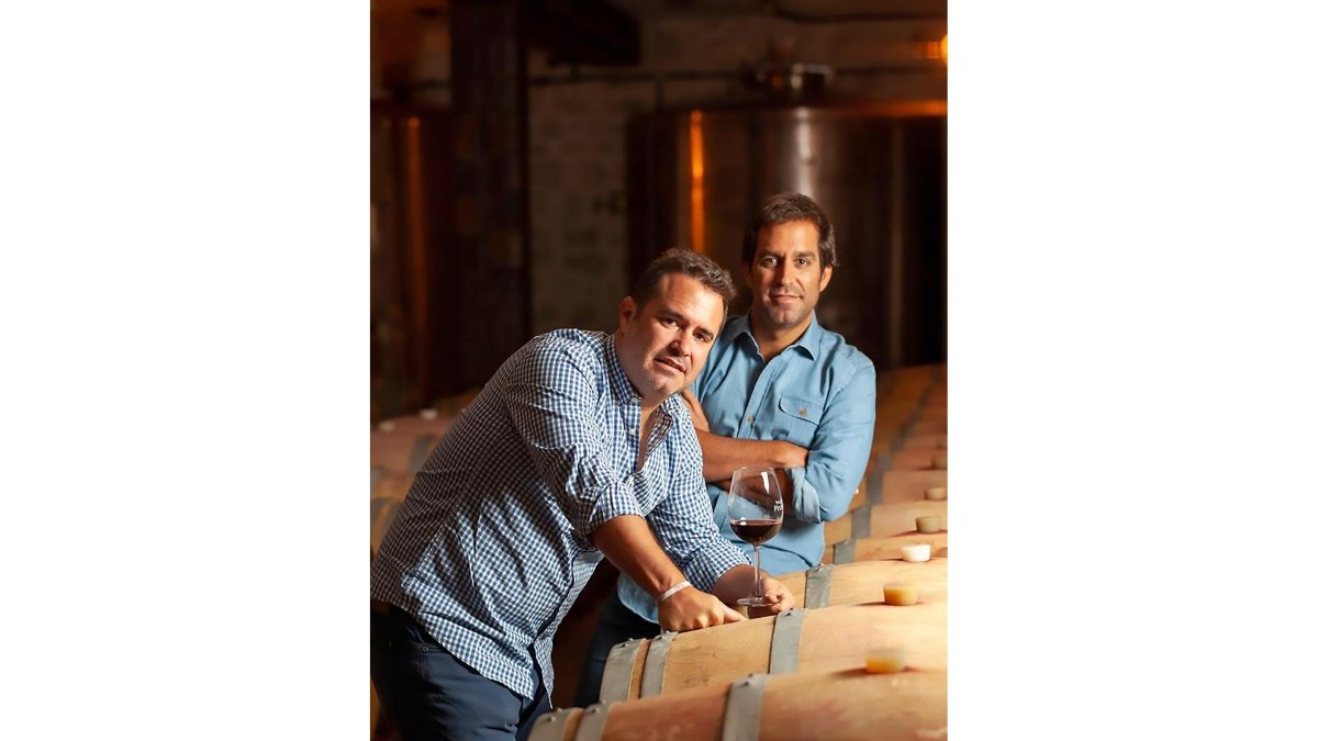 En la imagen los hermanos Hugo y Diego Ortega, impulsores del proyecto.  - LA POSADA