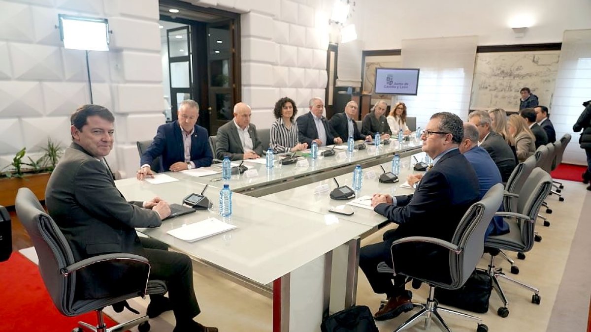 El presidente de la Junta de Castilla y León, Alfonso Fernández Mañueco, participa en el Consejo Regional Agrario. ICAL