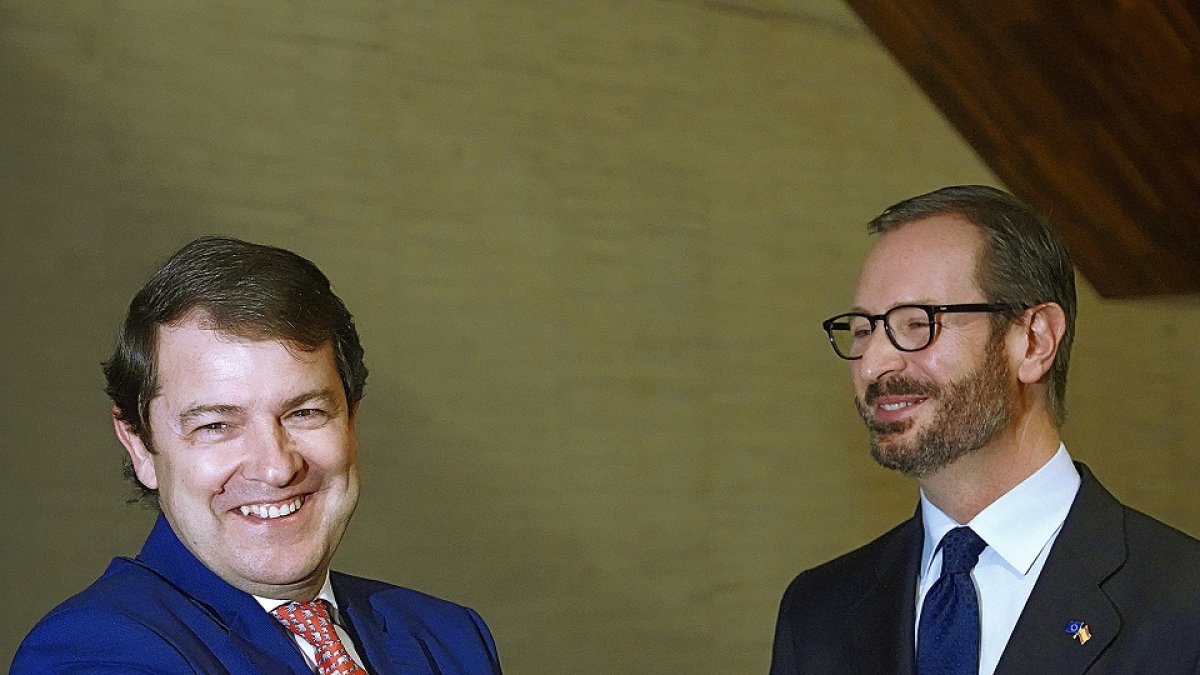 Alfonso Fernández Mañueco y Javier Maroto.- ICAL